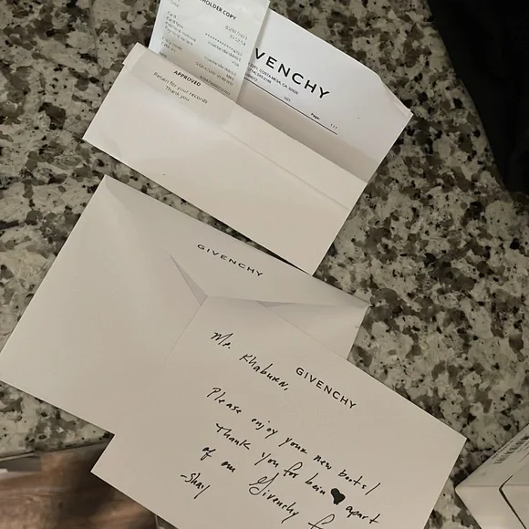 The New Givenchy 
Shark lock ankle boots in leather - Picture 8 of 8